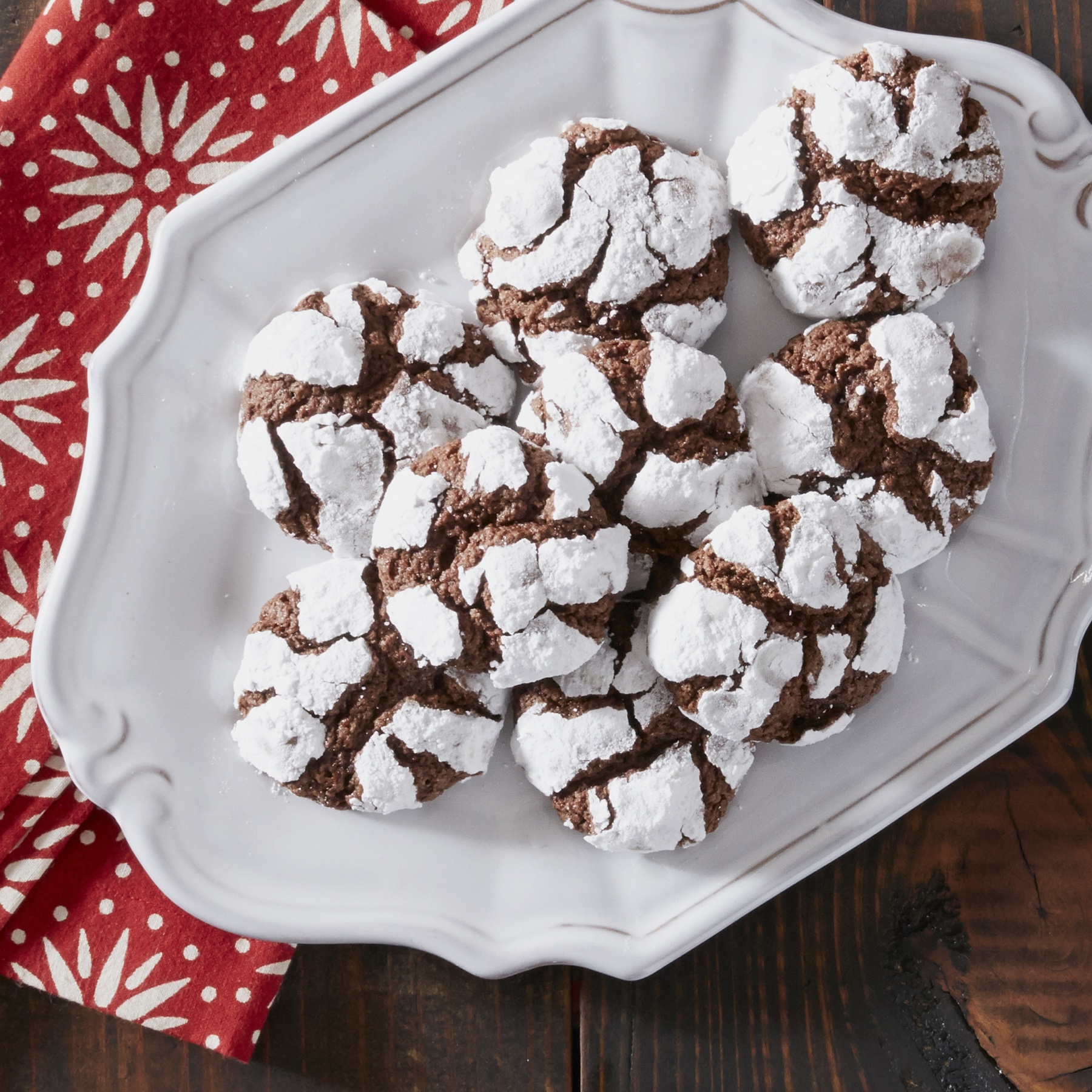 Chocolate Mint Crinkle Cookies | Reynolds Brands