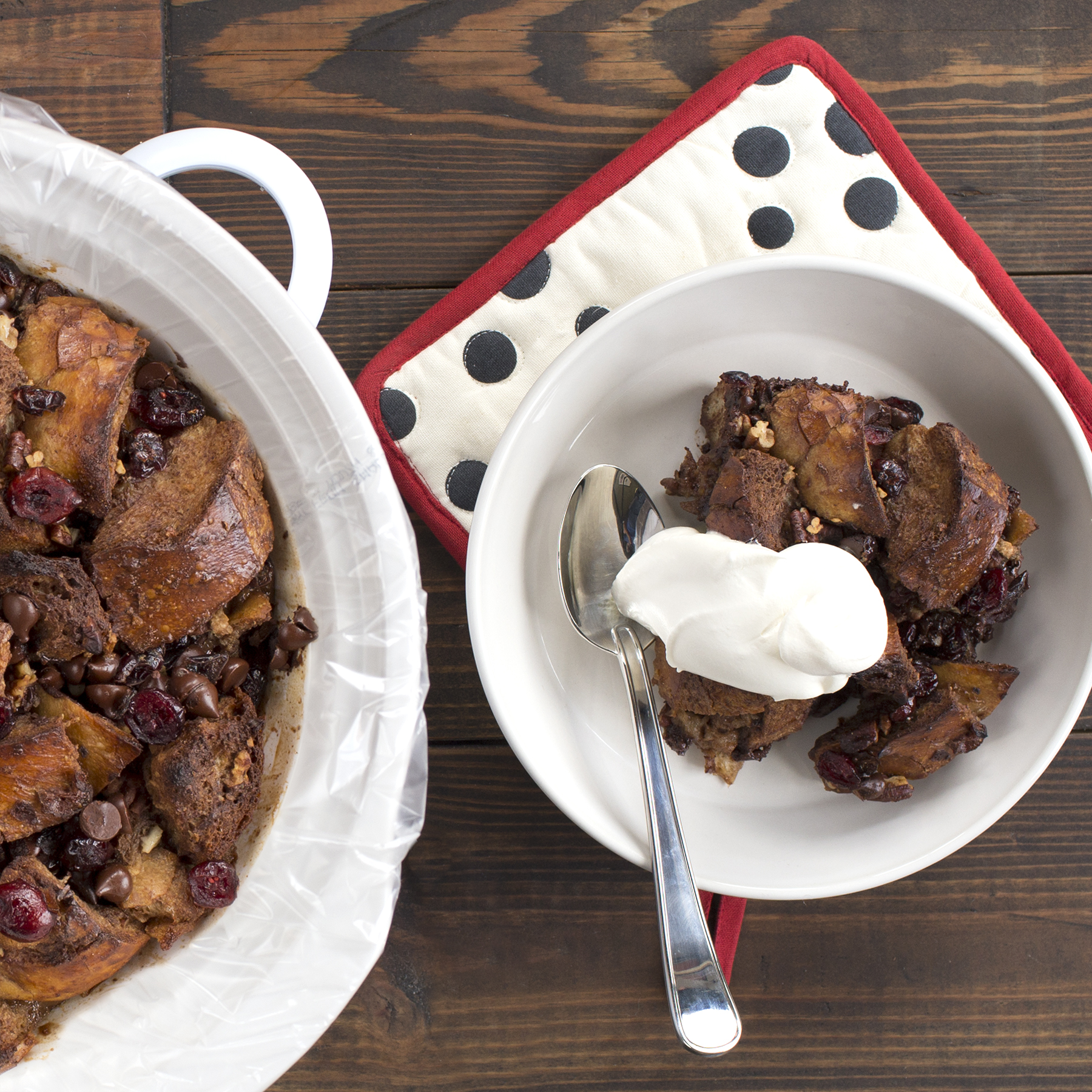 Slow Cooker Chocolate Pecan Bread Pudding | Reynolds Brands
