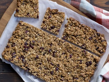 Rise and Shine Oatmeal Breakfast Bars