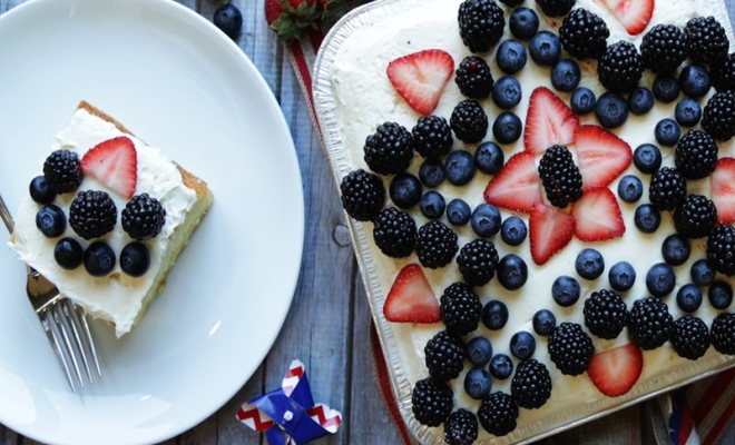 
Star Spangled Lemon Cake
