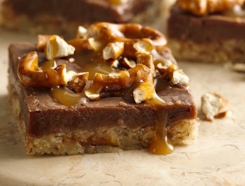 Chocolate Peanut Butter Pretzel Bars